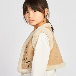 Αμάνικο γιλέκο από suédine με κεντήματα και sherpa για κορίτσι 