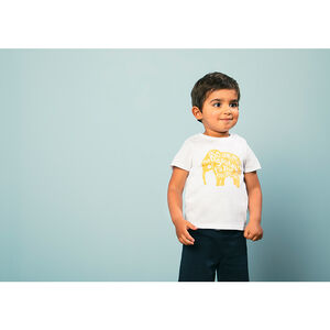 Ensemble t-shirt print éléphant + short uni pour bébé garçon Main Ensemble t-shirt print éléphant + short uni pour bébé garçon