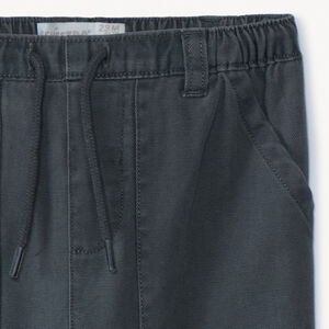 Παντελόνι υφασμάτινο μονόχρωμο με δύο πλαϊνές τσέπες για bebe αγόρι 