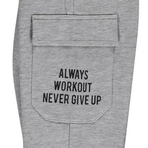 Τζόγκινγκ molleton με τσέπες και τυπωμένο μήνυμα για αγόρι 