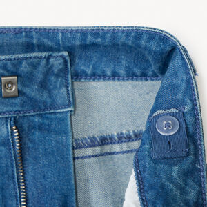 Jean large en denim avec poches style cargo pour garçon

Πλατύτερο jean από denim με τσέπες cargo για αγόρι 