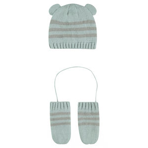 Σύνολο με πλεκτό σκούφο και γαντάκια 