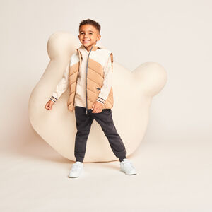 Γιλέκο χωρίς μανίκια με εφέ color block για αγόρι 