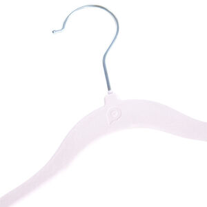 Σετ από 6 κρεμάστρες βελουτέ λεβάντα 