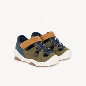 Αεροτομικές μπότες σε δέρμα για αγοράκι. 