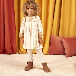 Φόρεμα μακρυμάνικο με κεντημένες ρίγες για bebe κορίτσι 