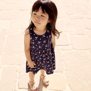 Ρobe sans manches imprimé fantaisie pour bébé fille = Αμάνικο φόρεμα με φαντεζί σχέδιο για bebe κορίτσι 