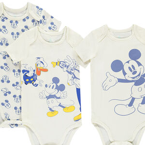 Σετ από 3 κοντομάνικα bodies Disney Mickey για μωρό αγόρι με διαφορετικές ανοίξεις ανάλογα με την ηλικία  Main Σετ από 3 κοντομάνικα bodies Disney Mickey για μωρό αγόρι με διαφορετικές ανοίξεις ανάλογα με την ηλικία