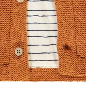 Gilet en tricot point mousse badge brodé ourson pour bébé garçon 