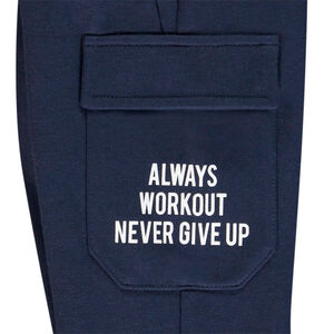 Τζόγκινγκ molleton με τσέπες και τυπωμένο μήνυμα για αγόρι 