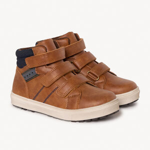 Μποτάκι καφέ με τριπλό βέλκρο και μπλε λεπτομέρειες για αγόρι 