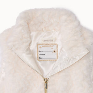 Αμάνικο μπουφάν από ψεύτικη γούνα με ζώνη για κορίτσι 