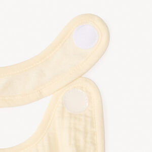 Σετ 2 μαντήλια από μουσελίνα βαμβακιού Winnie the Pooh για αγόρια μωρά. 