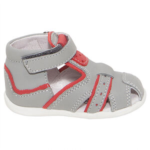 Δερμάτινα πέδιλα με βέλκρο και φάσες σε αντίθεση 