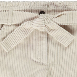 Σορτς από βελουτέ κοτλέ με αφαιρούμενη ζώνη για κορίτσι 