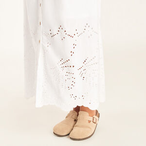 Μακριά φόρεμα από τούλι και αγγλική κεντήματα για εγκύους 