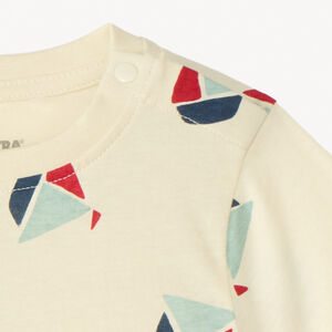 T-shirt με κοντά μανίκια με φανταστικό σχέδιο για μωρό αγόρι 