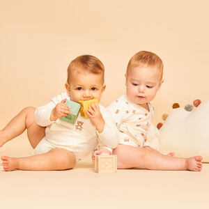 Σετ 2 φαντεζί bodies με σχέδιο αρκουδάκι για μωρό 