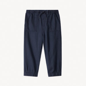 Παντελόνι από υφασμάτινη Tencel μονόχρωμο με τσέπες για bebe αγόρι  Main Παντελόνι από υφασμάτινη Tencel μονόχρωμο με τσέπες για bebe αγόρι