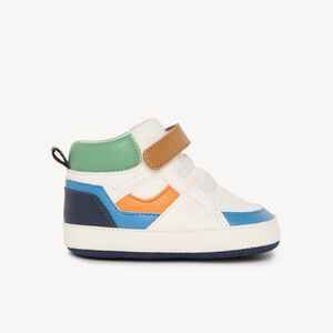 Ψηλά πάνινα παπούτσια με ένθετα για μωρό αγόρι 