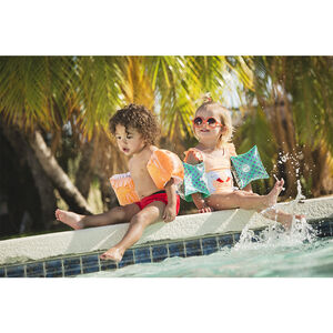 Μαγιό-σορτσάκι κόκκινο με τυπωμένο μήνυμα 