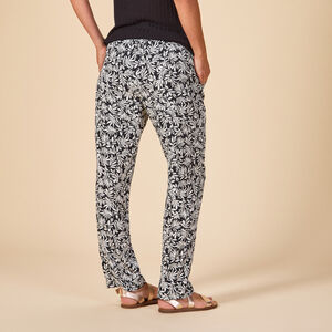 Παντελόνι αέρινο με σχέδιο φύλλων και πλεκτή ζώνη για γυναίκες 