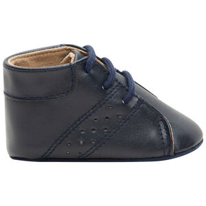 Μαλακά μποτάκια από συνθετικό δέρμα με κορδόνια 