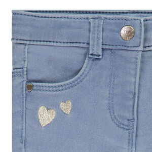 Τζιν slim με κεντημένες καρδιές για bebe κορίτσι 