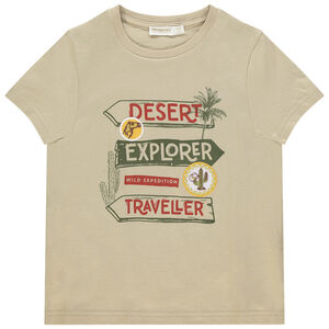 T-shirt κοντομάνικο με σχέδιο σχέδιο και  badges κεντημένα 