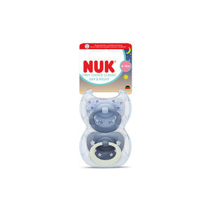 Πιπίλες Σιλικόνης 2τμχ First Choice Day & Night 6-18m Με Θήκη Blue Nuk  