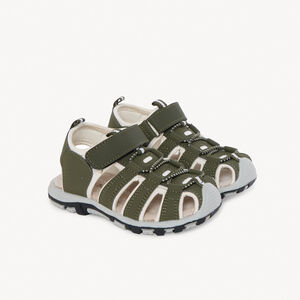 Σανδάλια με βέλκρο και καστανά λάστιχα για αγόρι 