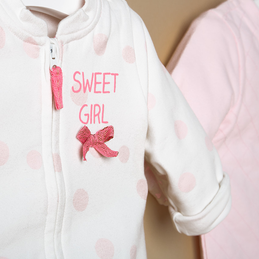 Σύνολο με παντελόνι και ζακέτα με ραμμένο φιόγκο 