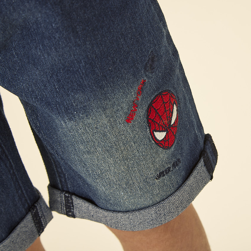 Βερμούδα με σχέδιο σε ανάγλυφο Spider-Man Marvel για αγόρι 