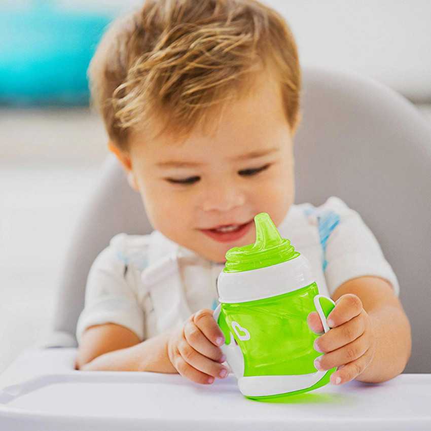 Gentle First Cup Εκπαιδευτικό Μπιμπερό με Λαβές για 4m+ 118ml Πράσινο- Munchkin 