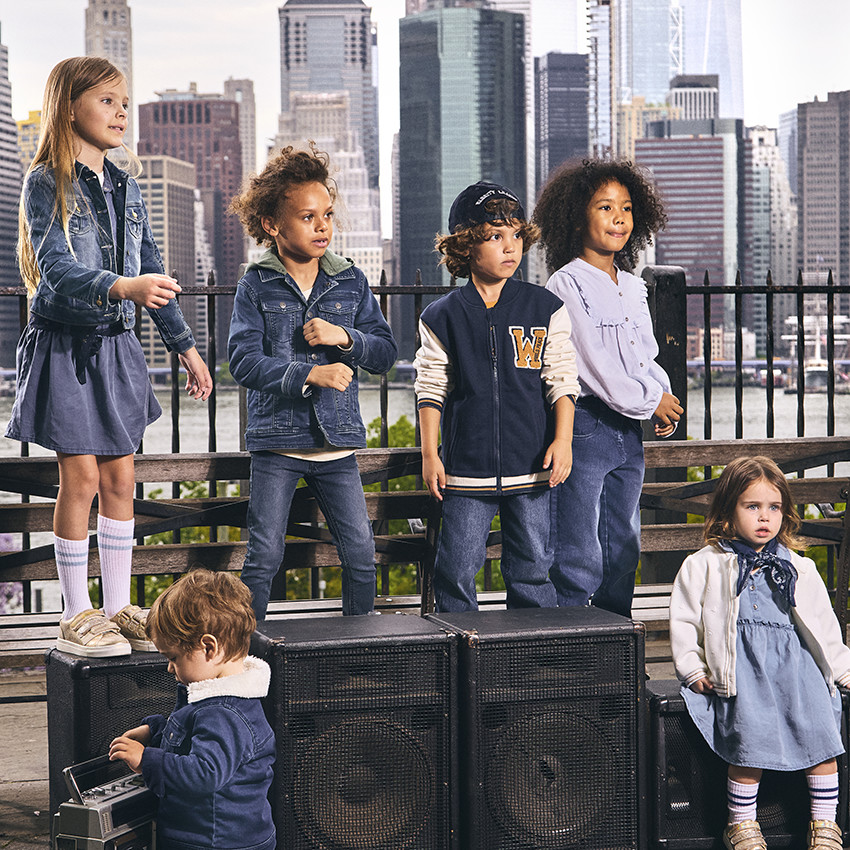 Μπουφάν από τζιν με κουκούλα και αποσπώμενο φούτερ για αγόρι 