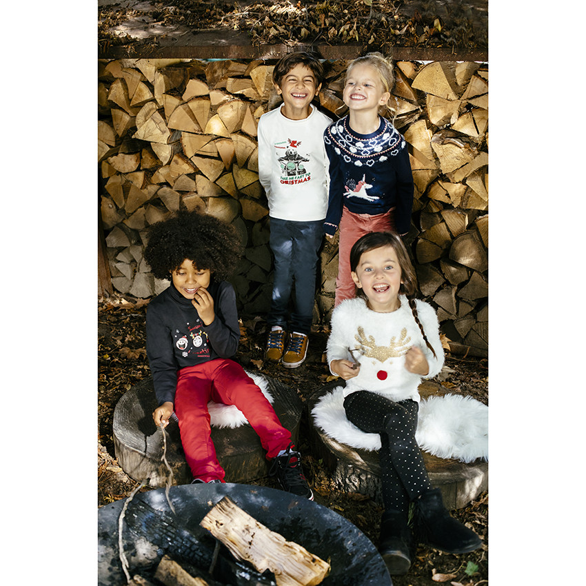 Pull de Noël en tricot poil motif élan et nez en pompon 