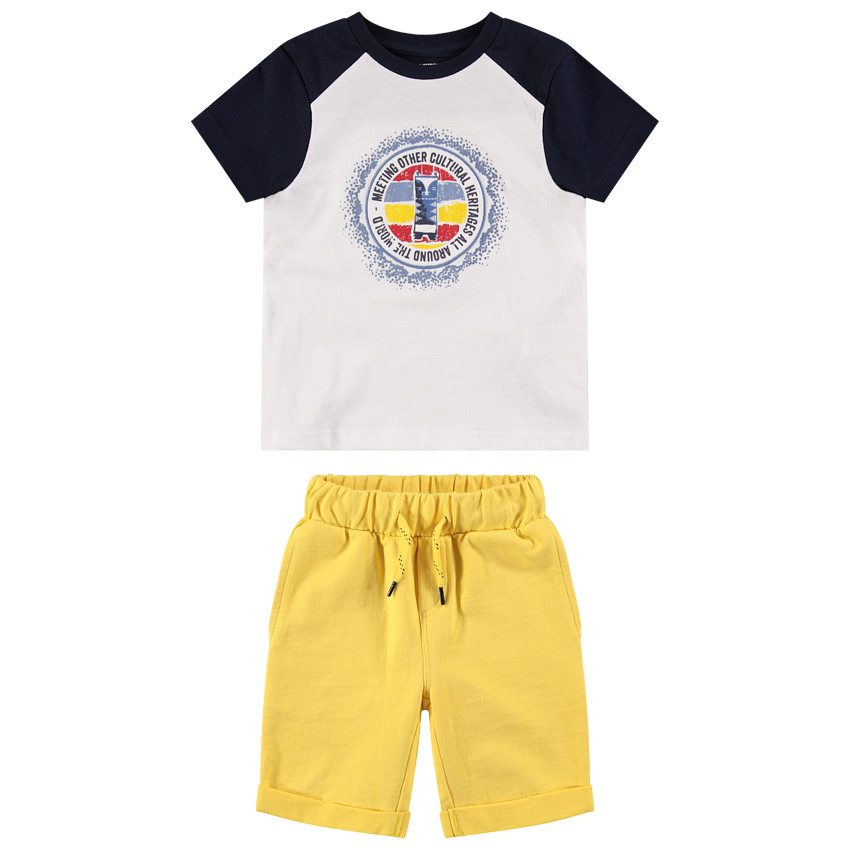 Σύνολο δίχρωμη κοντομάνικη μπλούζα με στάμπα και μονόχρωμη κίτρινη βερμούδα 