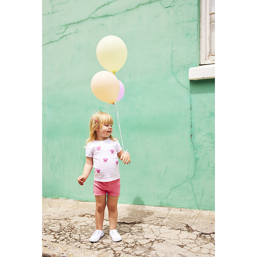 T-shirt κοντομάνικο με φαντεζί σχέδιο για bebe κορίτσι 