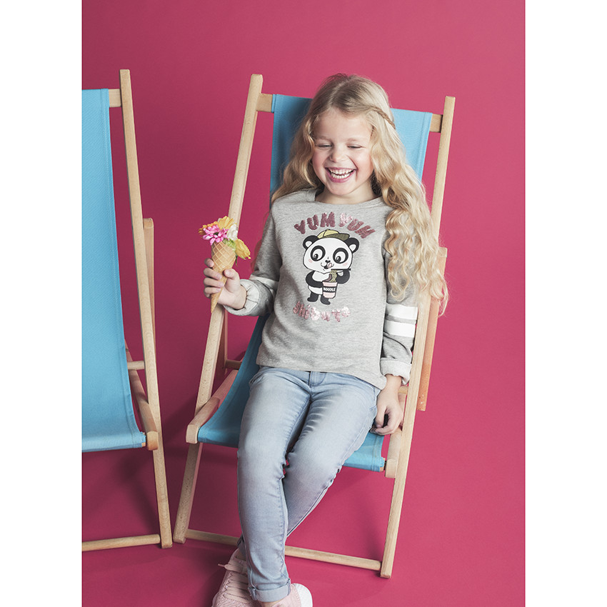 Φούτερ από φανέλα με στάμπα πάντα και γράμματα με πούλιες 