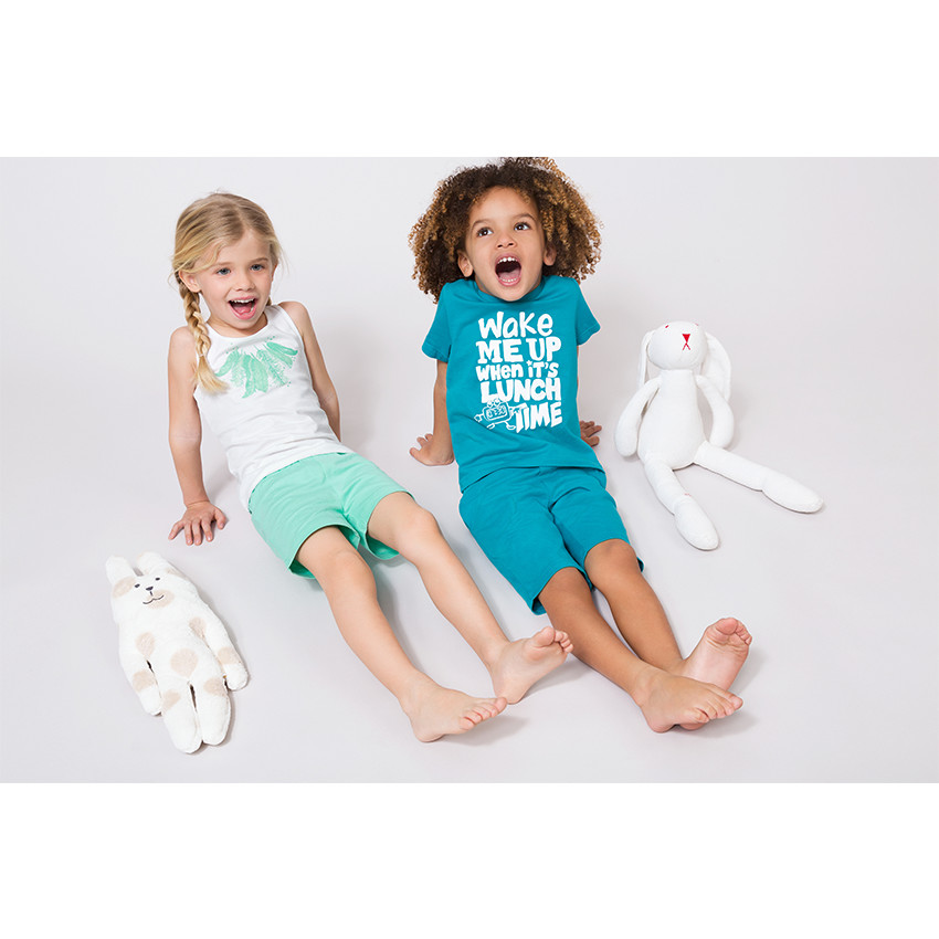 Κοντή πυτζάμα με σχέδιο φτερά 