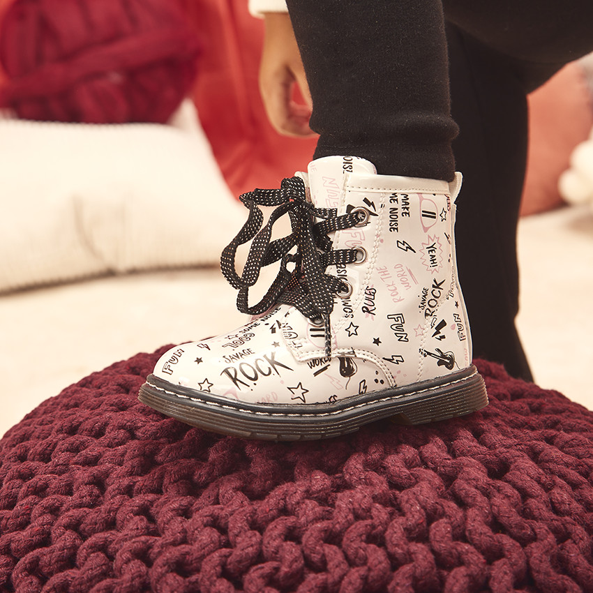 Doc martens chaussea store