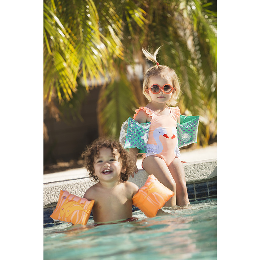 Ολόσωμο μαγιό με κύκνους και βολάν 