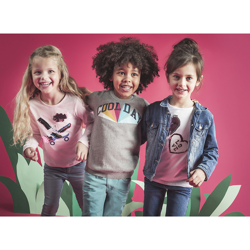 Φανελένια ζακέτα με φθαρμένη όψη και τσέπες 