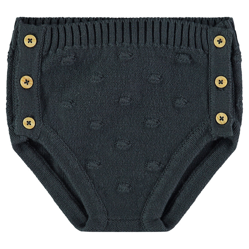 Πλεκτή φουφούλα με ανάγλυφα πουά 