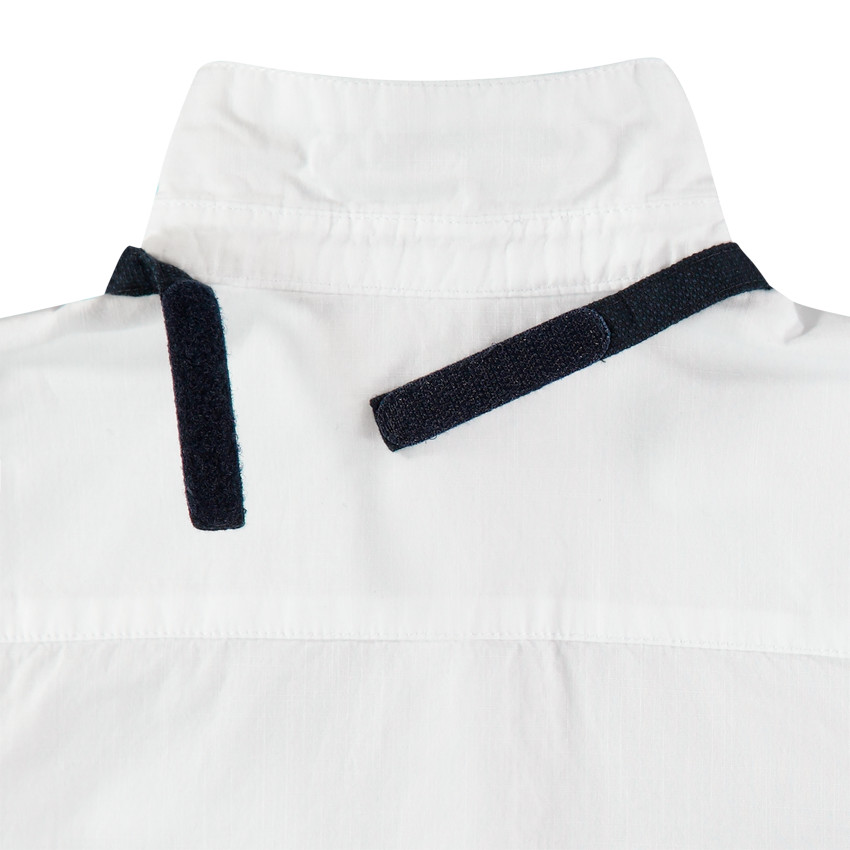 Μακρυμάνικο πουκάμισο για ειδικές περιστάσεις με αφαιρούμενη γραβάτα 