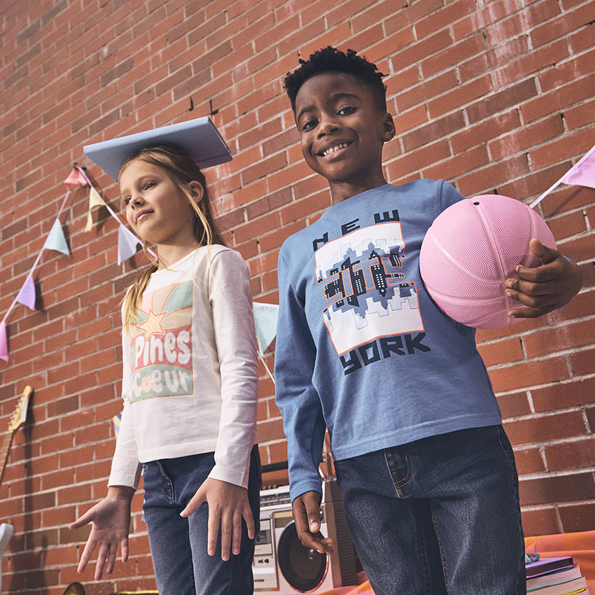 T-shirt μακρυμάνικο με φαντεζί σχέδιο και glitter για κορίτσι 