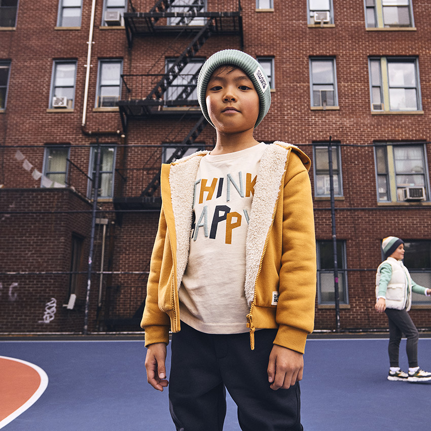 Φόρμα jogging από φούτερ με κοψίματα για αγόρι  Additional Φόρμα jogging από φούτερ με κοψίματα για αγόρι