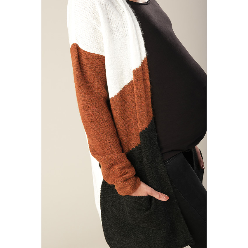 Gilet long de grossesse en tricot 