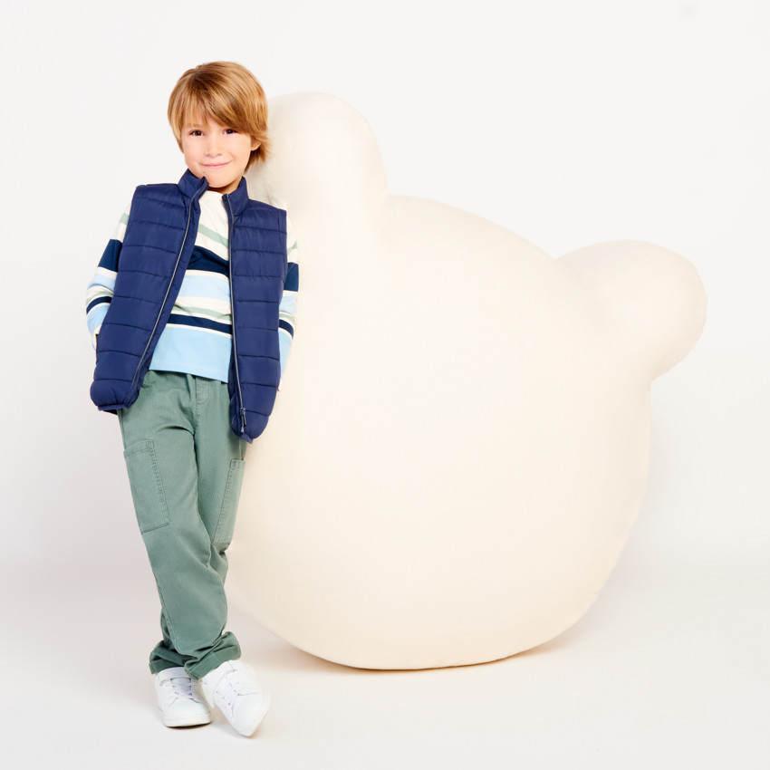 Αμάνικο μπουφάν λεπτό με εφέ καπιτονέ για αγόρι  Additional Αμάνικο μπουφάν λεπτό με εφέ καπιτονέ για αγόρι