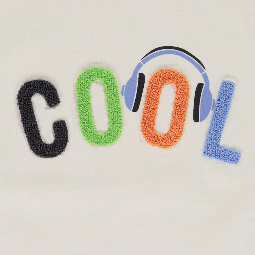 Κοντομάνικο μπλουζάκι με γράμματα σε bouclettes 3D για αγόρι 